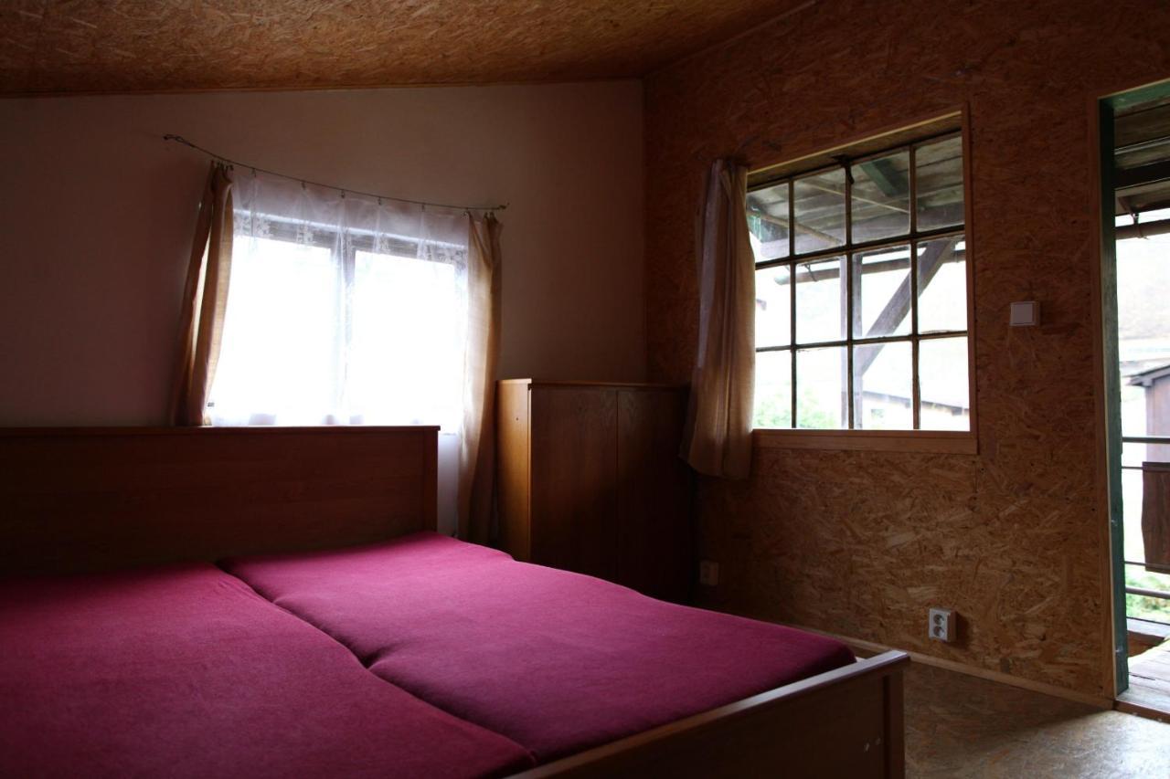 Galerka Lisny Hotel ภายนอก รูปภาพ